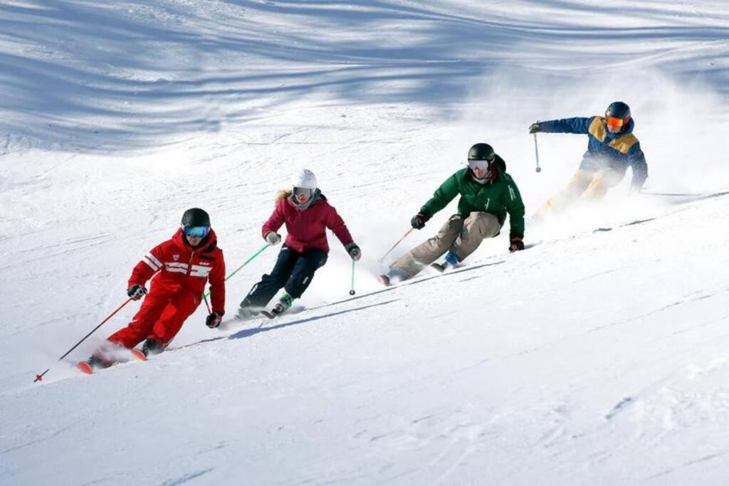 200M Ski Slopes - Chalet Manora - Courchevel La Tania Exterior foto